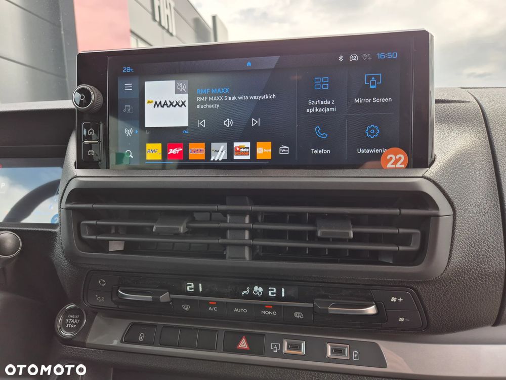Peugeot Expert Furgon Brygadowy 6 MIEJSC Long 2.0 HDi 144KM AUTOMAT EAT8 !! OD RĘKI !! - 12