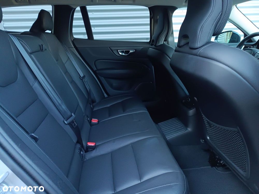 Volvo V60 - 34