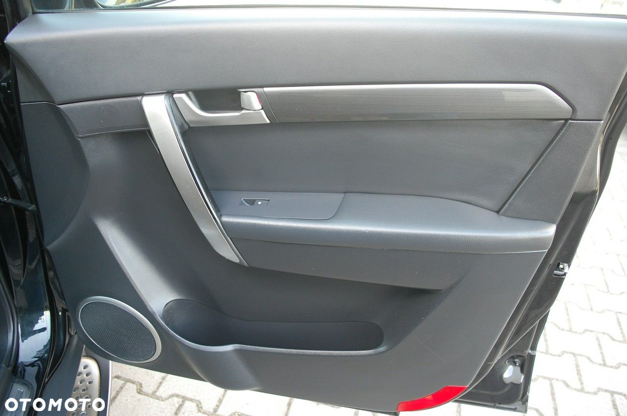 Chevrolet Captiva - 32