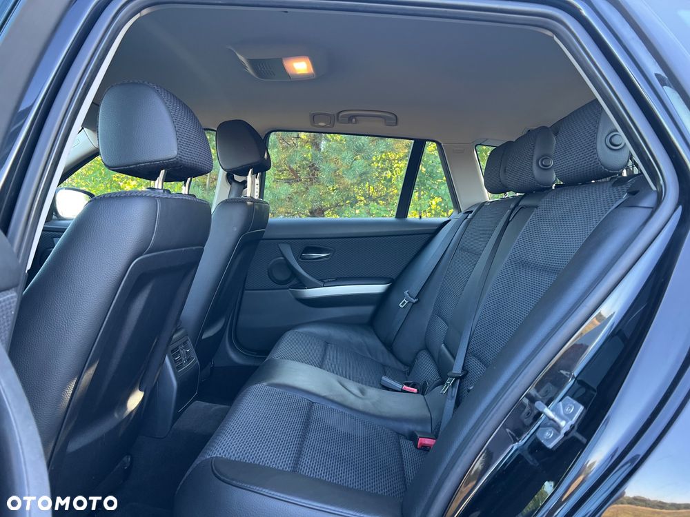 BMW Seria 3 316d - 8