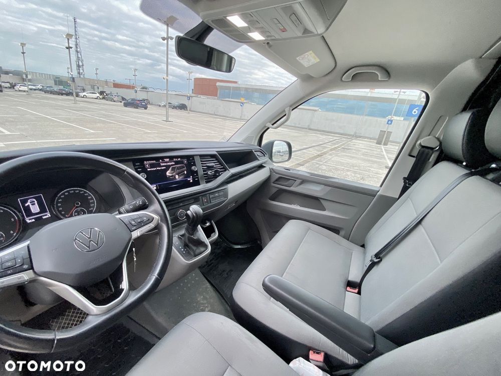 Volkswagen Transporter T6.1 150 km 29 tyś km automat hak - 23