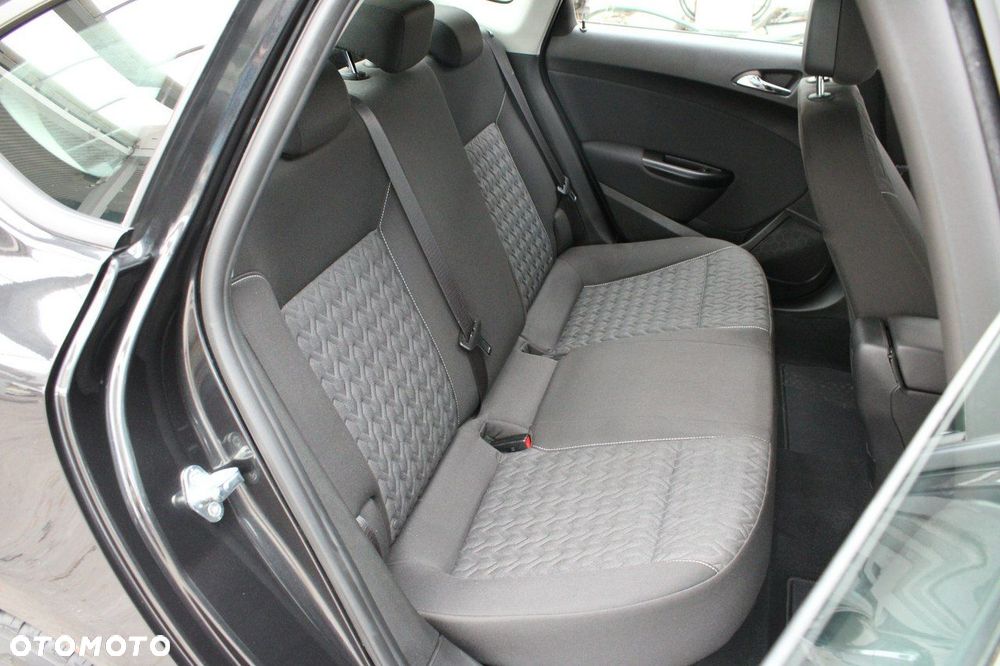 Opel Astra 1.4 T Active EU6 - 12