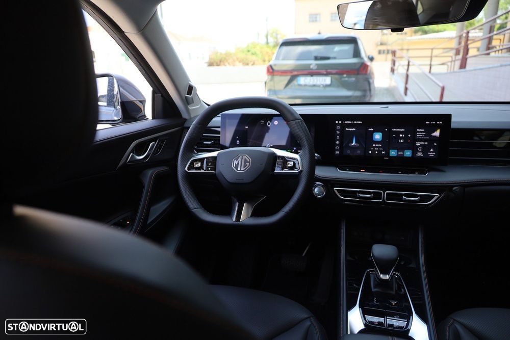 MG HS 1.5 Plug-in Hybrid Luxury - 16