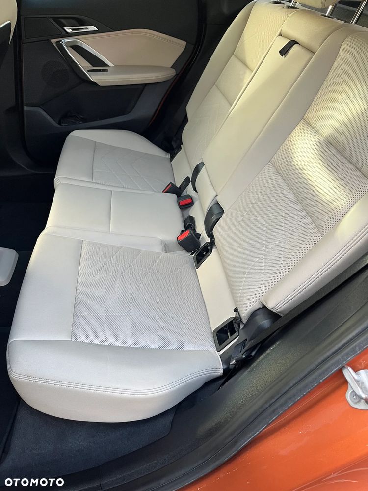 BMW X1 sDrive18i xLine - 12