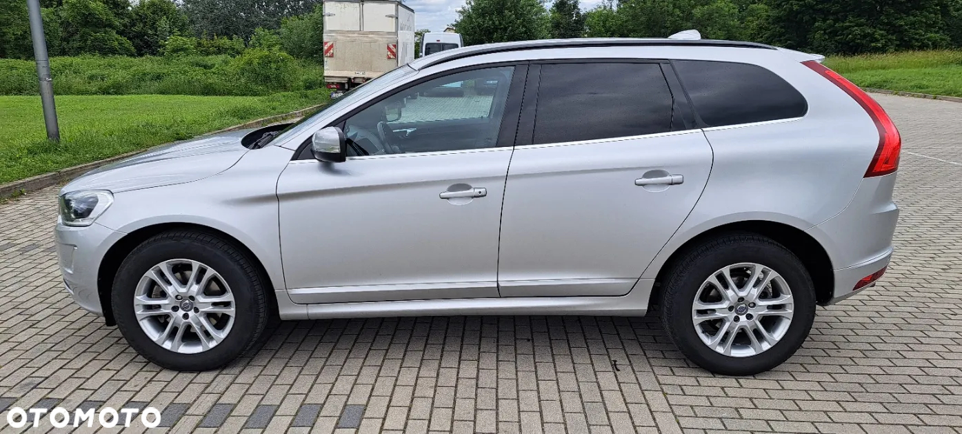 Volvo XC 60 D3 Momentum - 3