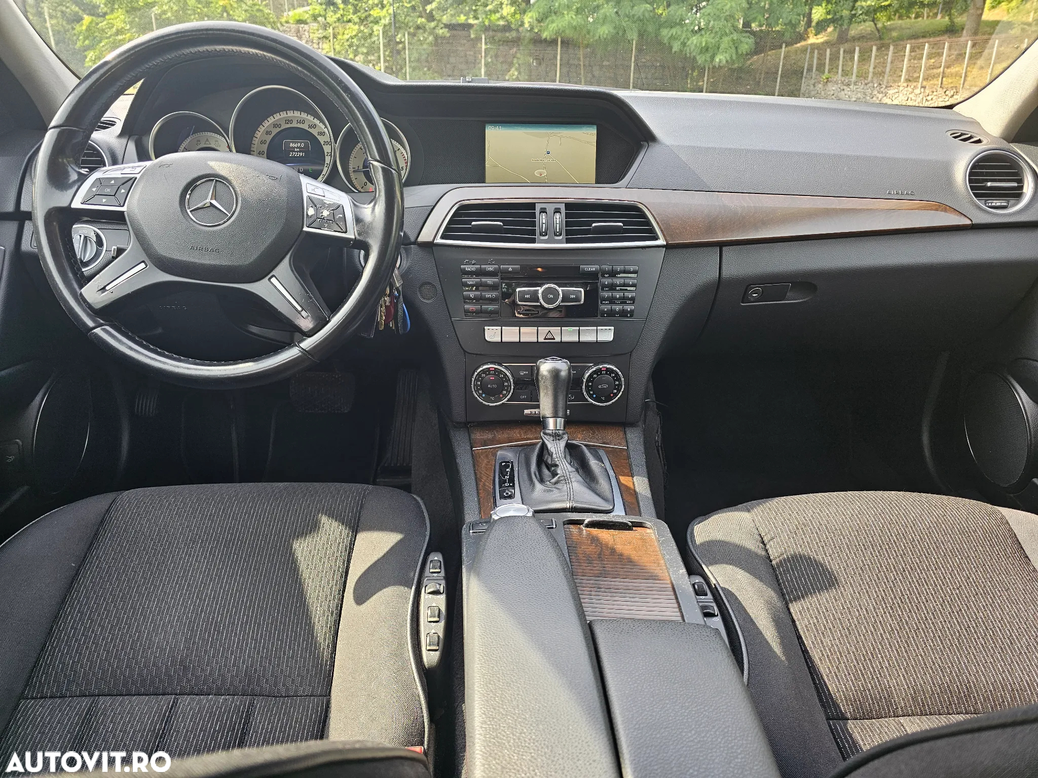 Mercedes-Benz C 220 CDI DPF (BlueEFFICIENCY) 7G-TRONIC Elegance - 13
