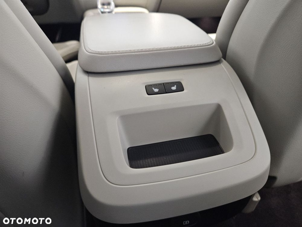 Volvo S90 - 31