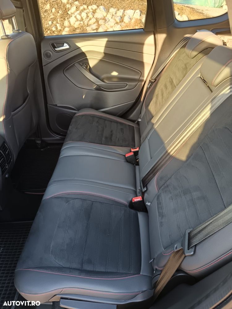 Ford Kuga 1.5 EcoBoost 4WD Aut. ST-Line - 13