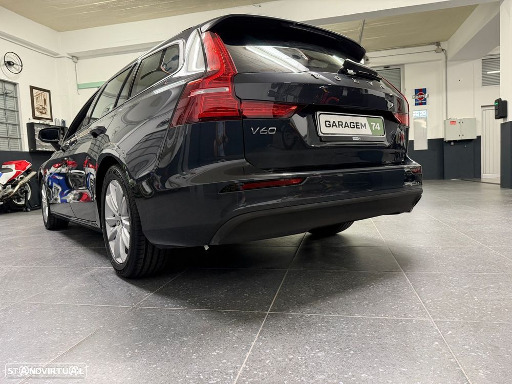 Volvo V60 2.0 D3 Momentum - 4