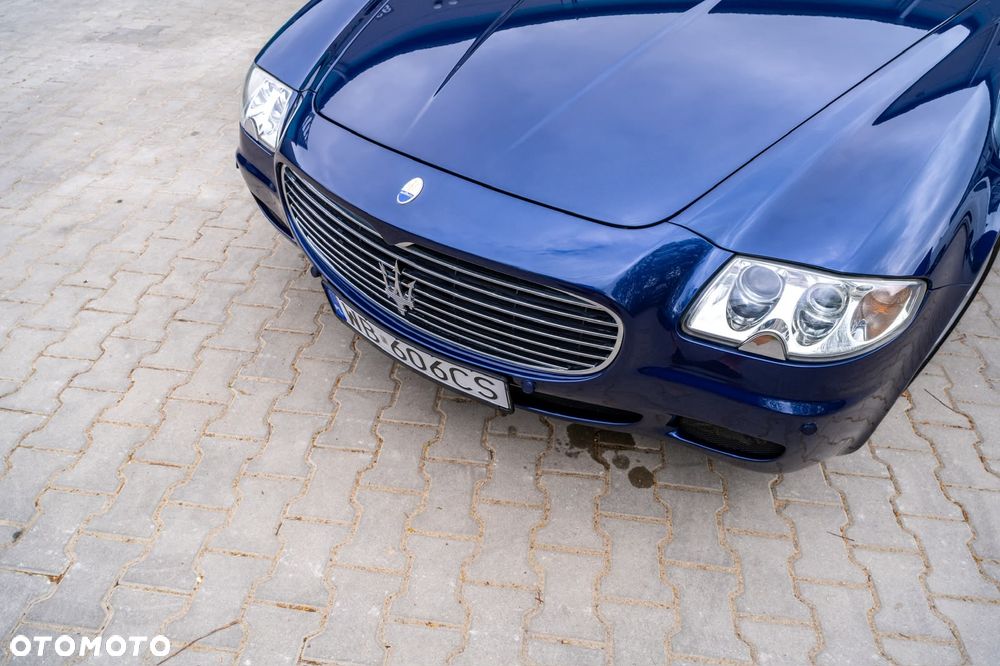 Maserati Quattroporte - 2