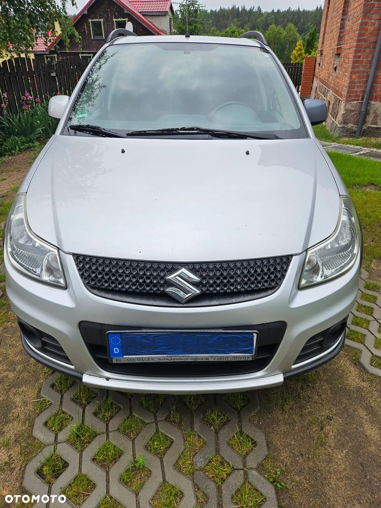 Suzuki SX4 2.0 DDiS Comfort 4WD - 2