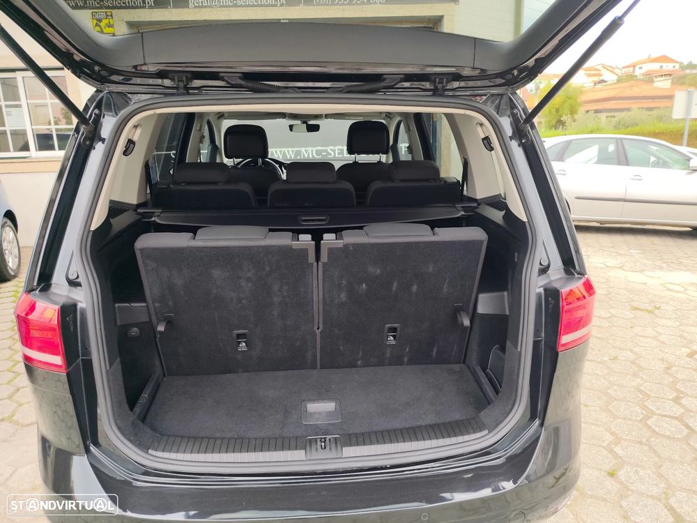 VW Touran - 28