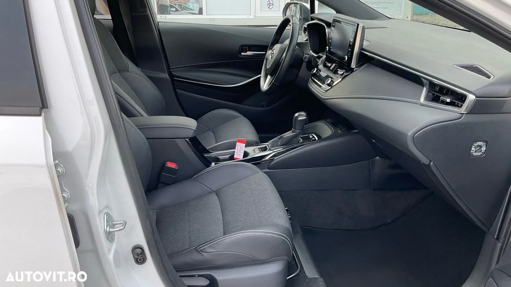 Toyota Corolla 1.8 Hybrid Touring Sports - 34