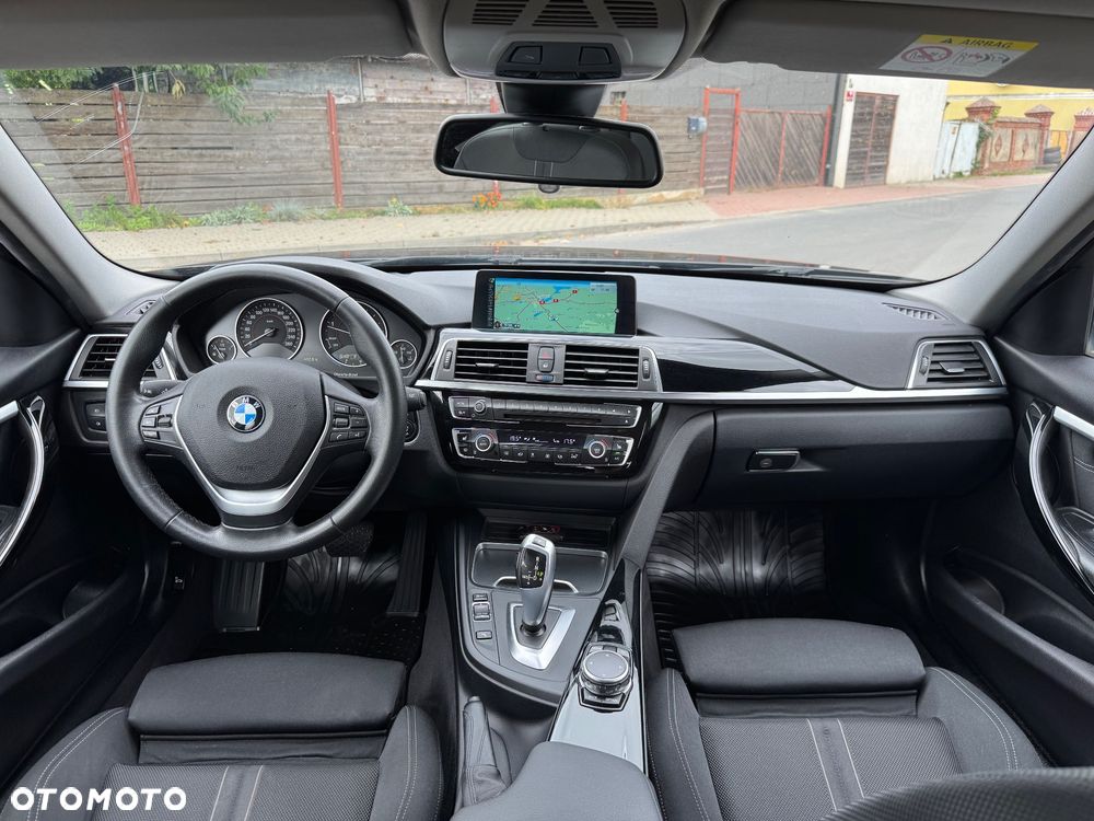BMW Seria 3 320d xDrive Sport Line - 21