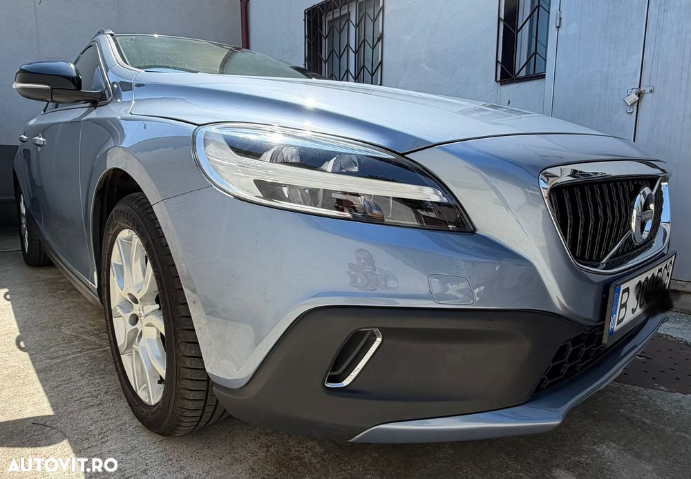 Volvo V40 D3 Momentum - 3