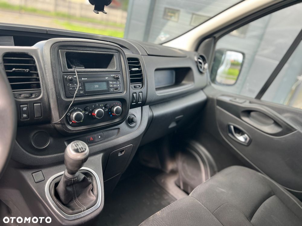 Renault Trafic - 20