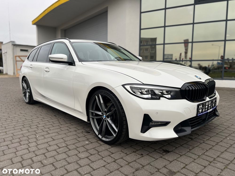 BMW Seria 3 320d Sport Line Shadow - 4