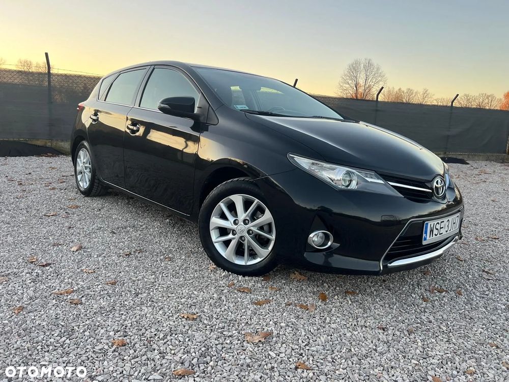 Toyota Auris 1.6 Dynamic - 13