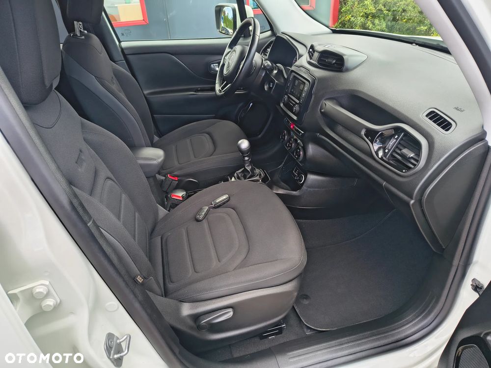 Jeep Renegade 1.4 MultiAir Night Eagle - 22