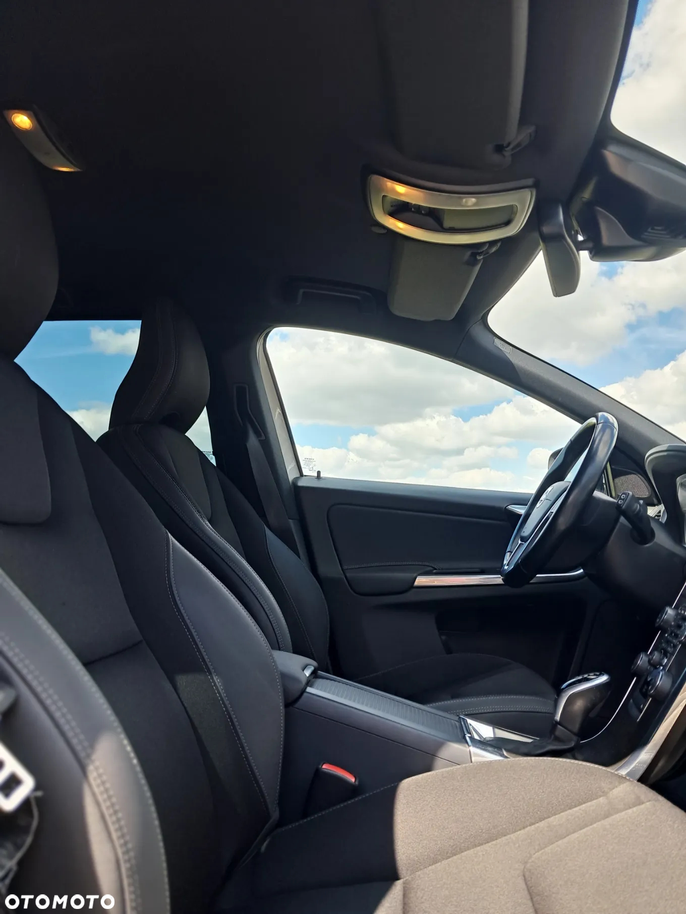 Volvo XC 60 D4 AWD Momentum - 6