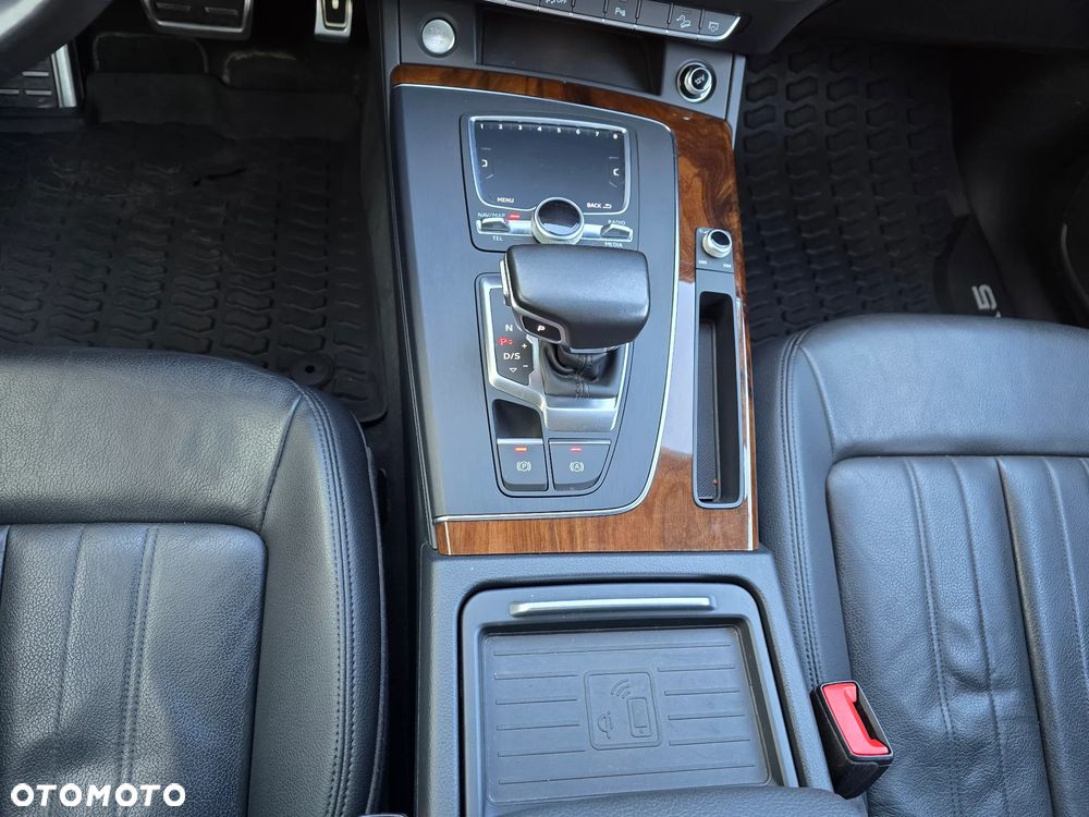 Audi Q5 2.0 TDI Quattro Sport S tronic - 33