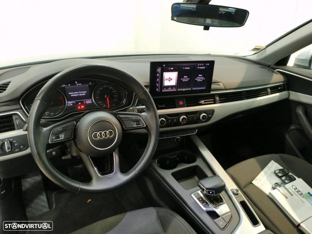Audi A4 Avant 35 TDI Fleet Edition S tronic - 3