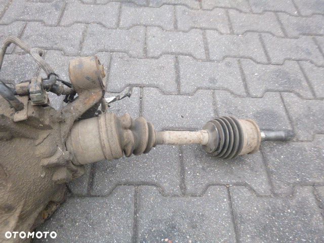 MOST PRZÓD PRZEDNI Z PÓŁOSIAMI KOMPLETNY SUZUKI GRAND VITARA XL-7 2.0 HDI 2005R - 11