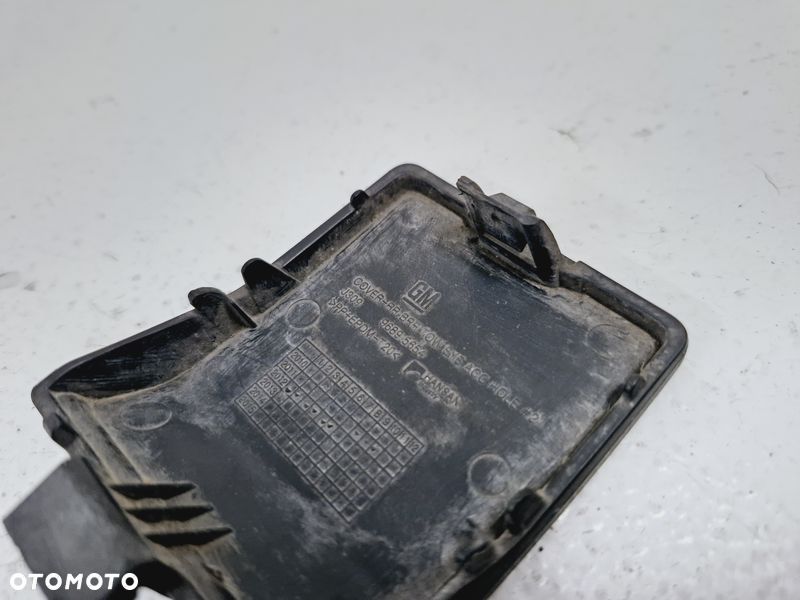 chevrolet orlando zaślepka haka zderzaka tył tylna 96895654 - 5