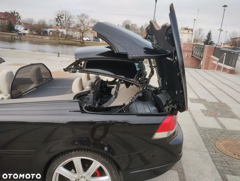 Volvo C70 2.4D5 Summum - 13