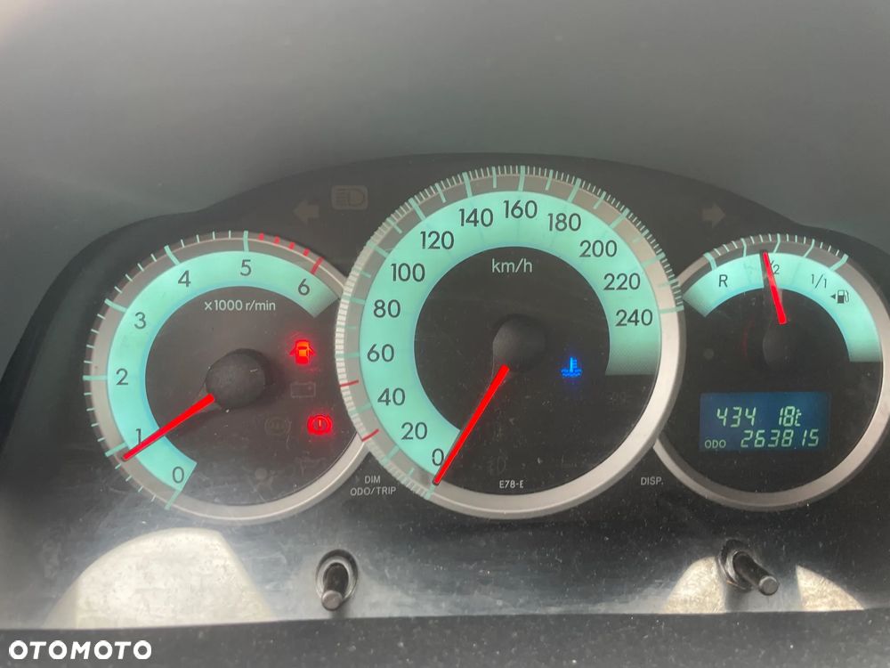 Toyota Corolla Verso - 11