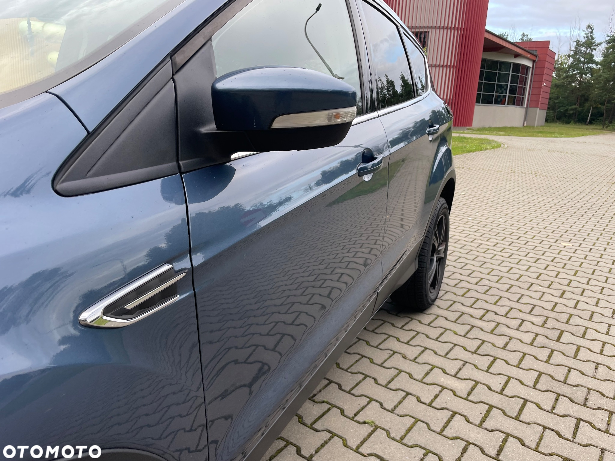 Ford Kuga 1.5 EcoBoost 2x4 Titanium - 7
