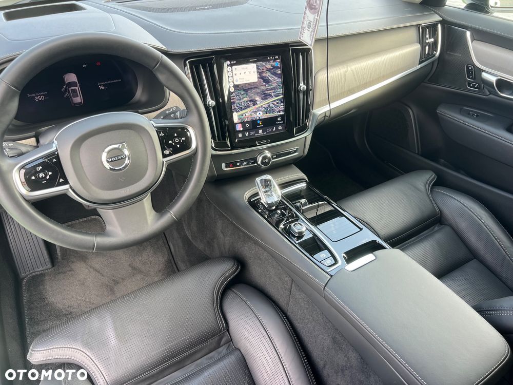 Volvo V90 T8 AWD Plug-In Hybrid Ultimate Dark - 25