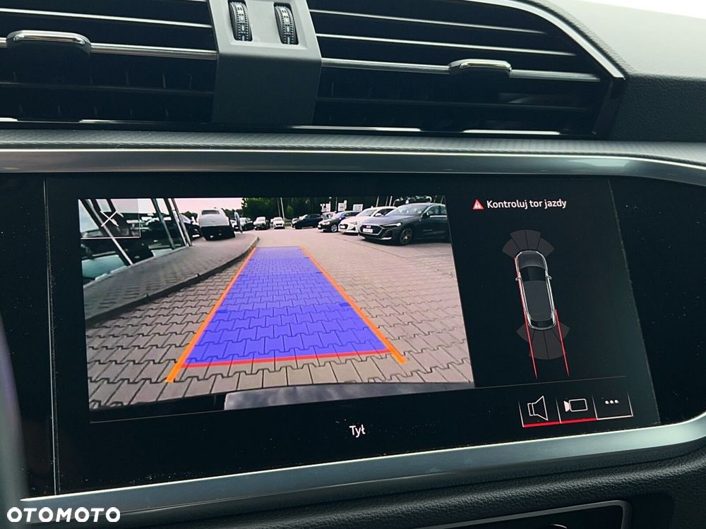 Audi Q3 Sportback - 22