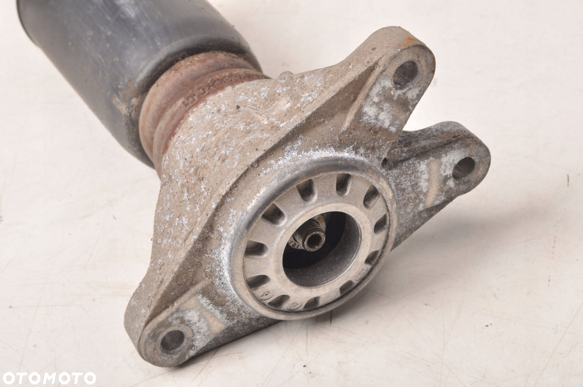 TOYOTA SUPRA MK5 3.0 GR AMORTYZATOR PRAWY TYŁ 6895295 - 9