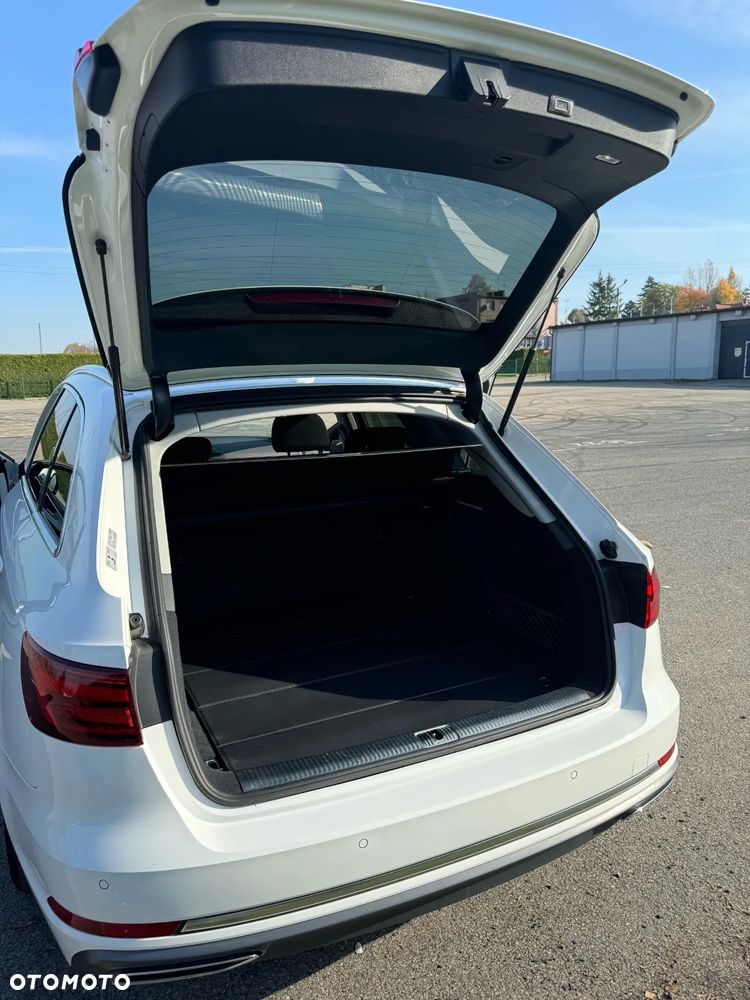 Audi A4 Avant - 16