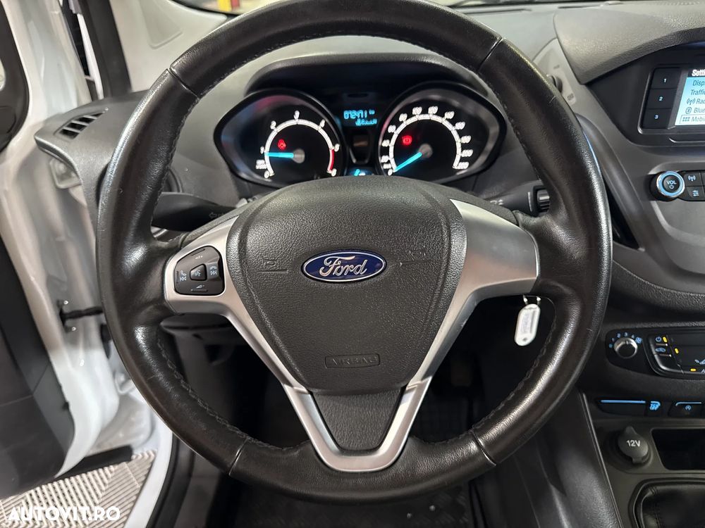 Ford Courier - 14