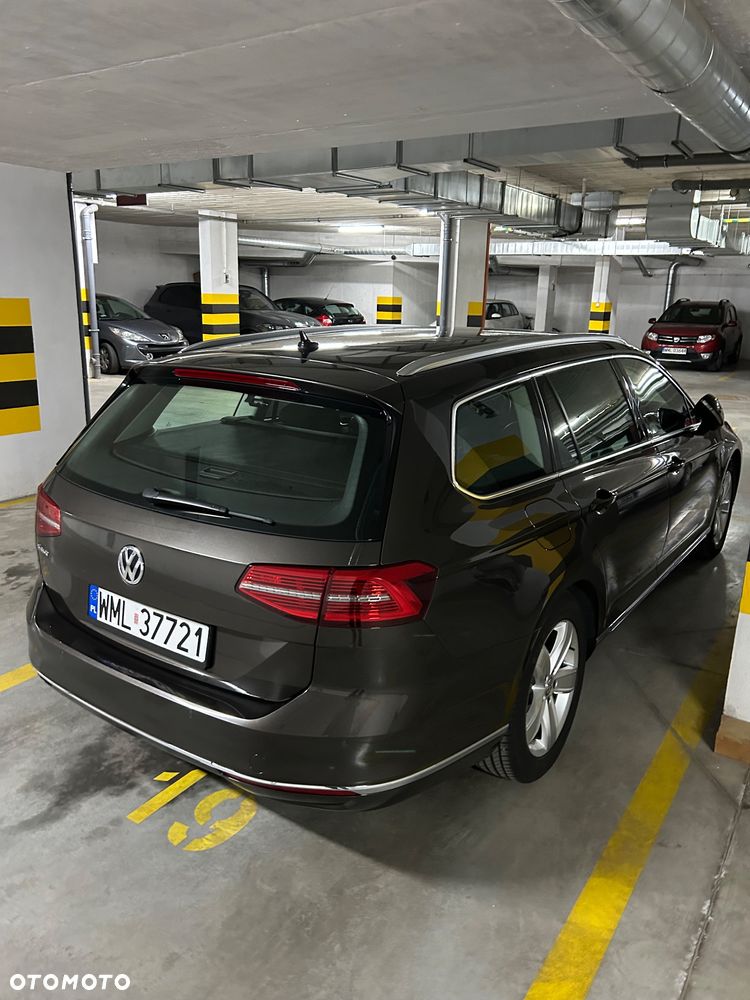 Volkswagen Passat 2.0 TDI BMT Highline DSG - 23