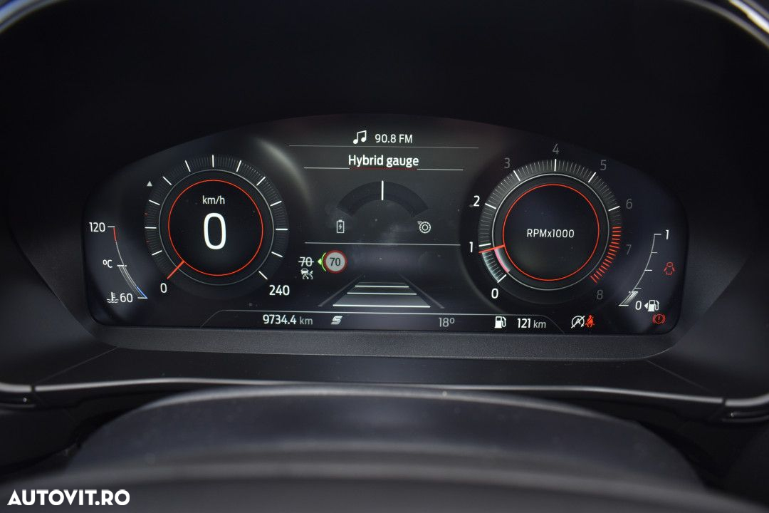Ford Focus - 24