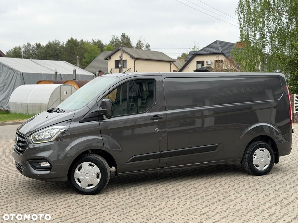 Ford TRANSIT CUSTOM - 11