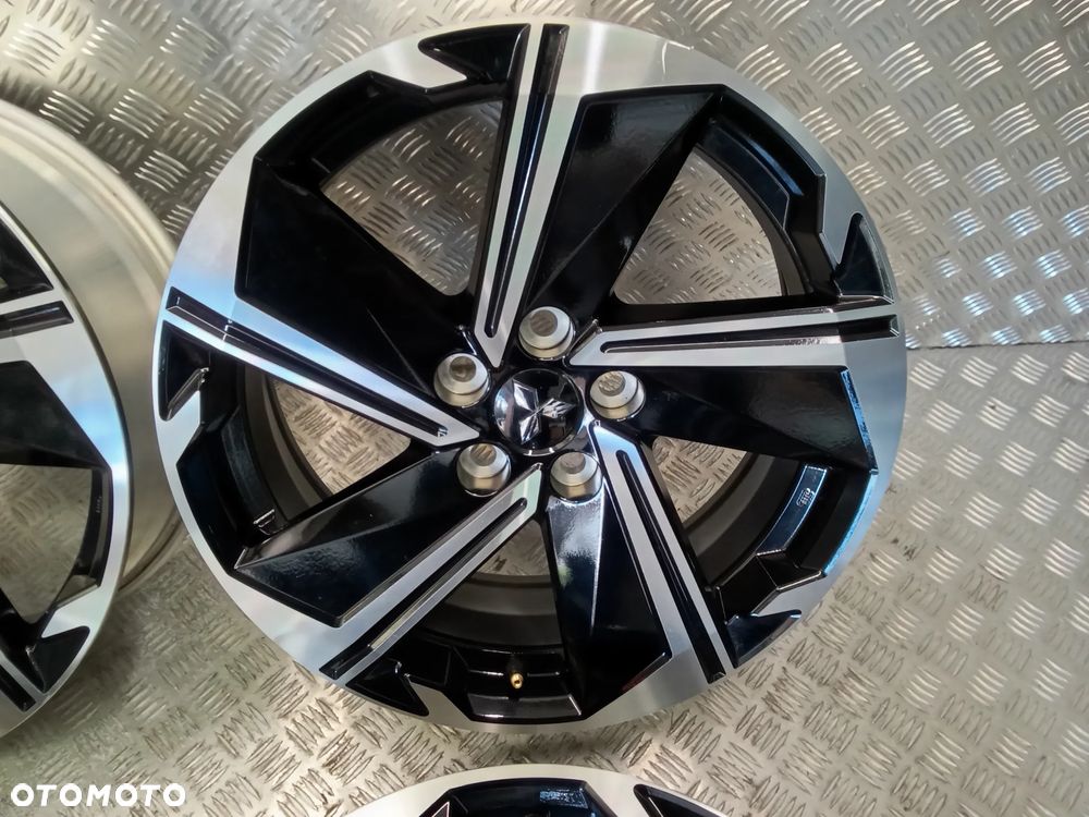 Felgi Mitsubishi ASX Outlander Eclipse Cross Lancer EVO X 7Jx18 et38 5x114,3 - 2