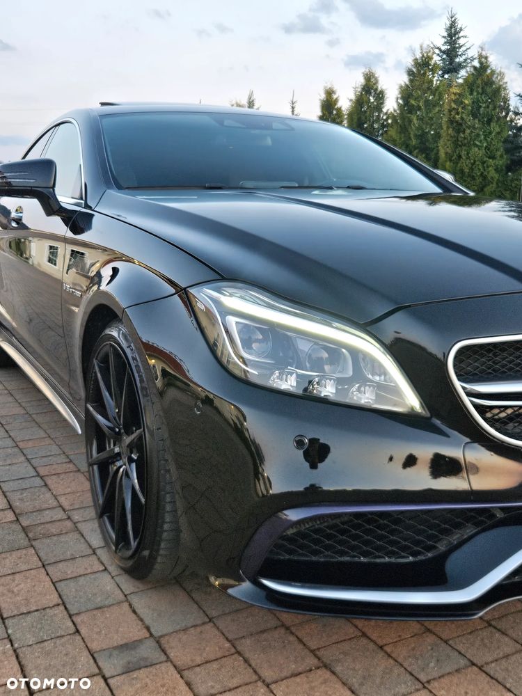 Mercedes-Benz CLS - 11