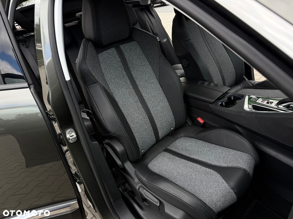 Peugeot 3008 1.6 THP Allure S&S EAT6 - 31