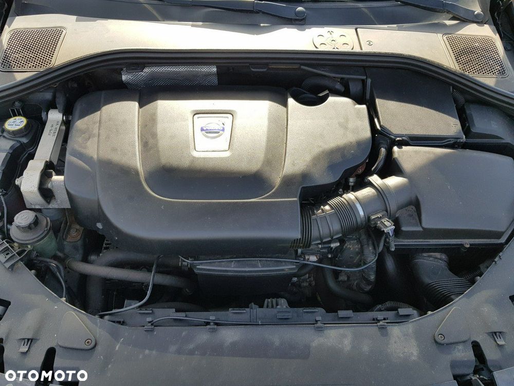 Volvo V60 D4 Momentum - 18