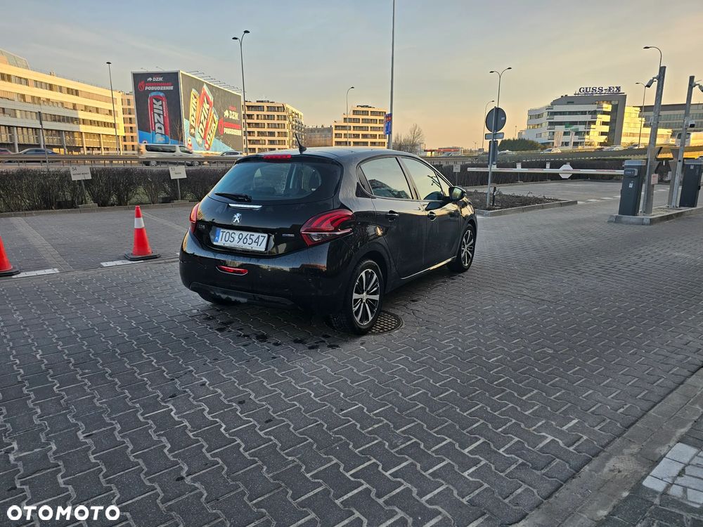 Peugeot 208 PureTech 82 Urban Move - 7