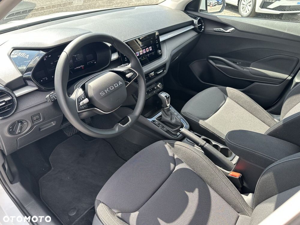 Skoda Fabia 1.0 TSI Drive DSG - 10
