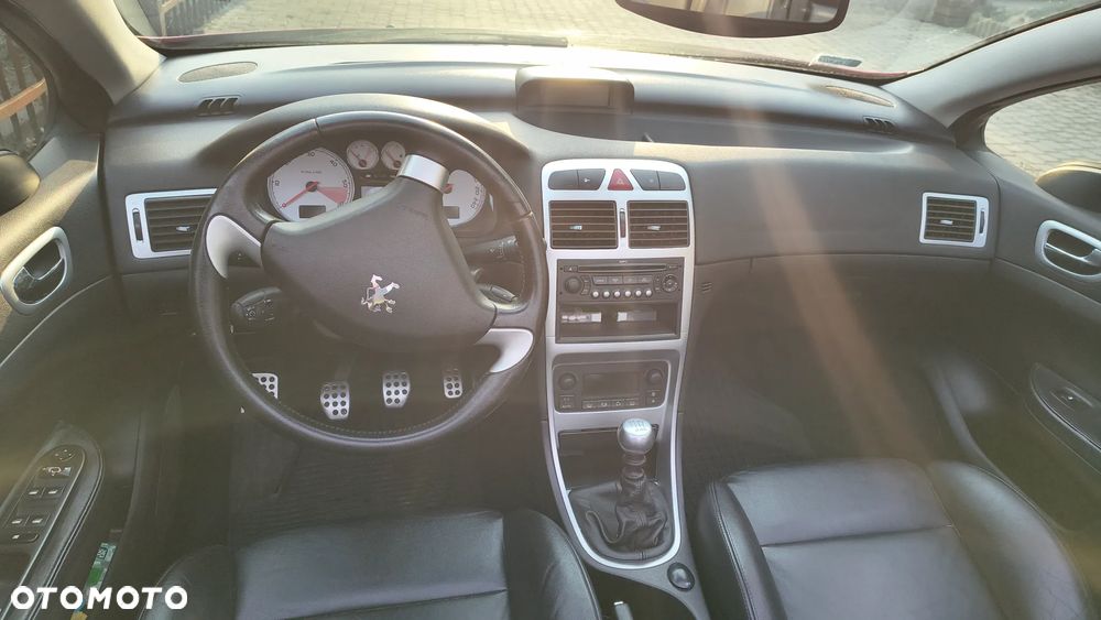 Peugeot 307 CC 2.0 HDi Intense - 24