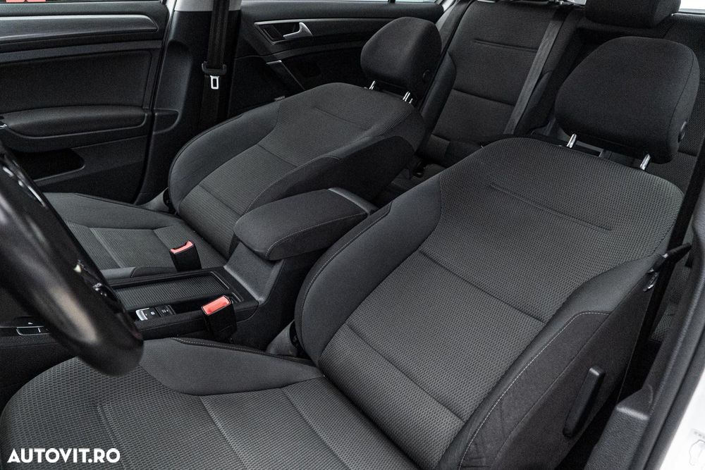 Volkswagen Golf 1.6 TDI (BlueMotion Technology) DSG Comfortline - 13