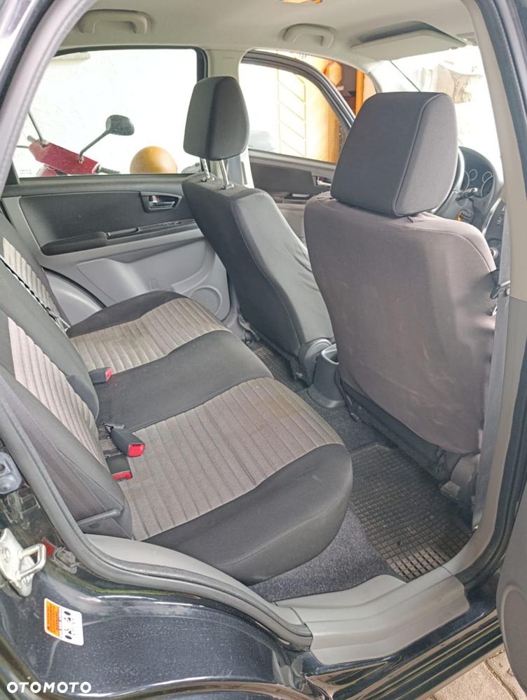 Suzuki SX4 - 6
