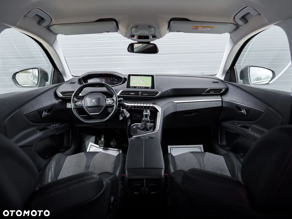 Peugeot 3008 1.5 BlueHDi Allure S&S - 16
