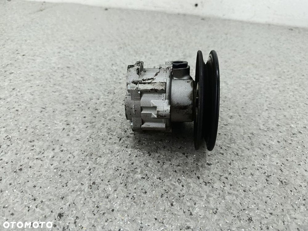POMPA WSPOMAGANIA VW TRANSPORTER T4 2.4 D - 8